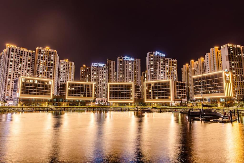 The Castle Ocean Suite Yeosu Esterno foto