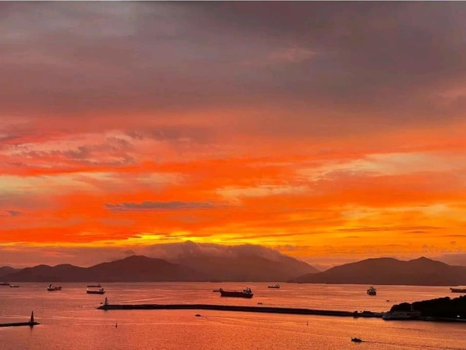 The Castle Ocean Suite Yeosu Esterno foto